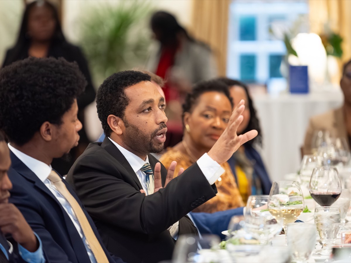 A delegate making a point during the Roundtable discussion